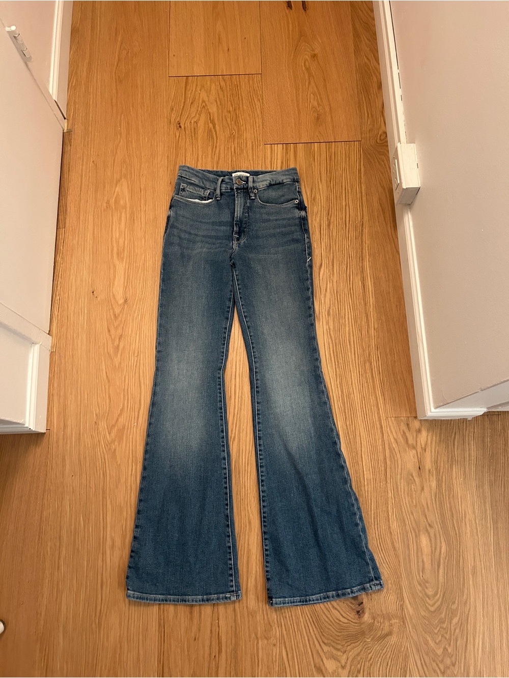 Good American Good Legs Flare Split Back Pocket Dark Blue High-Rise Flare Jeans